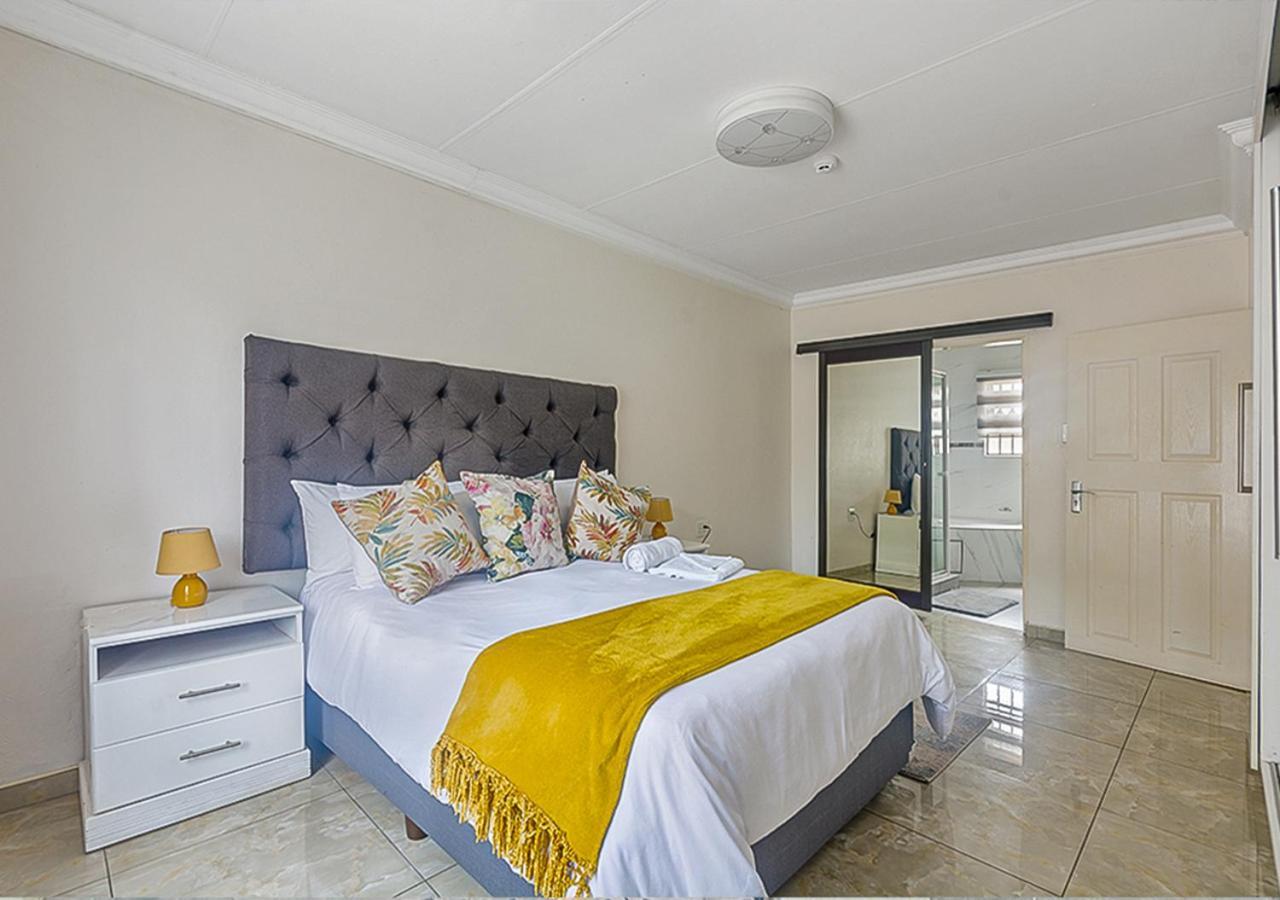 Signature Lodge Kempton Park Eksteriør bilde